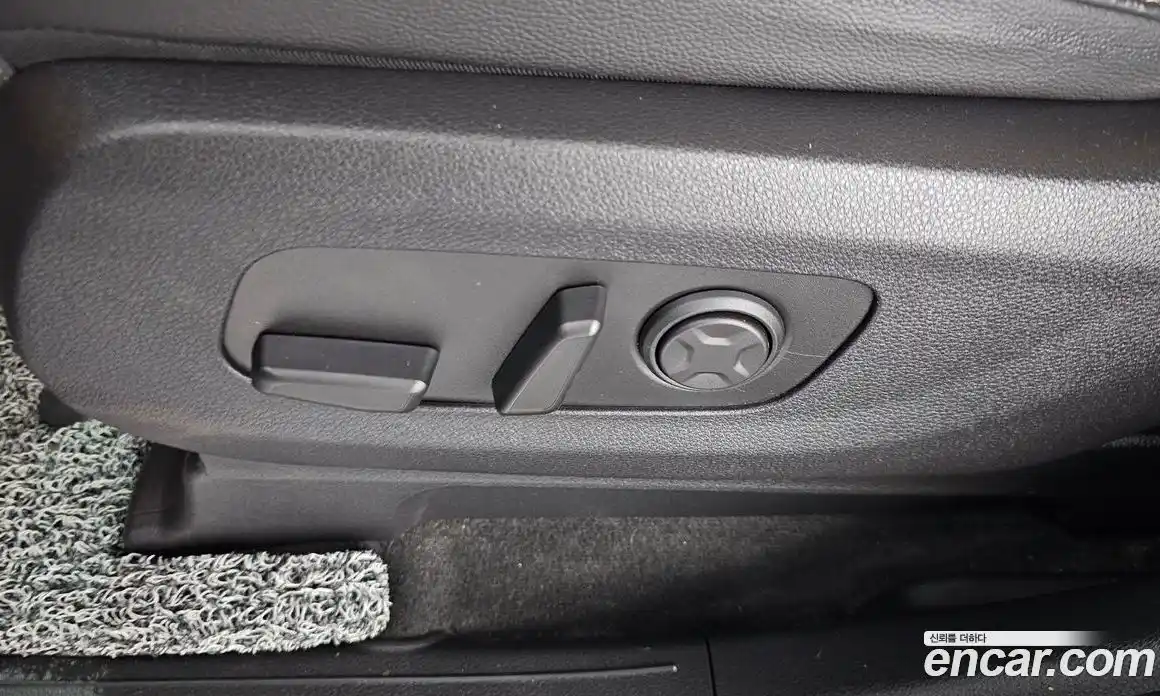 Kia Carnival 2022 2.2 автомат (гидро), фото 31