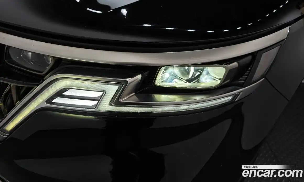 Kia Carnival 2022 2.2 автомат (гидро), фото 8