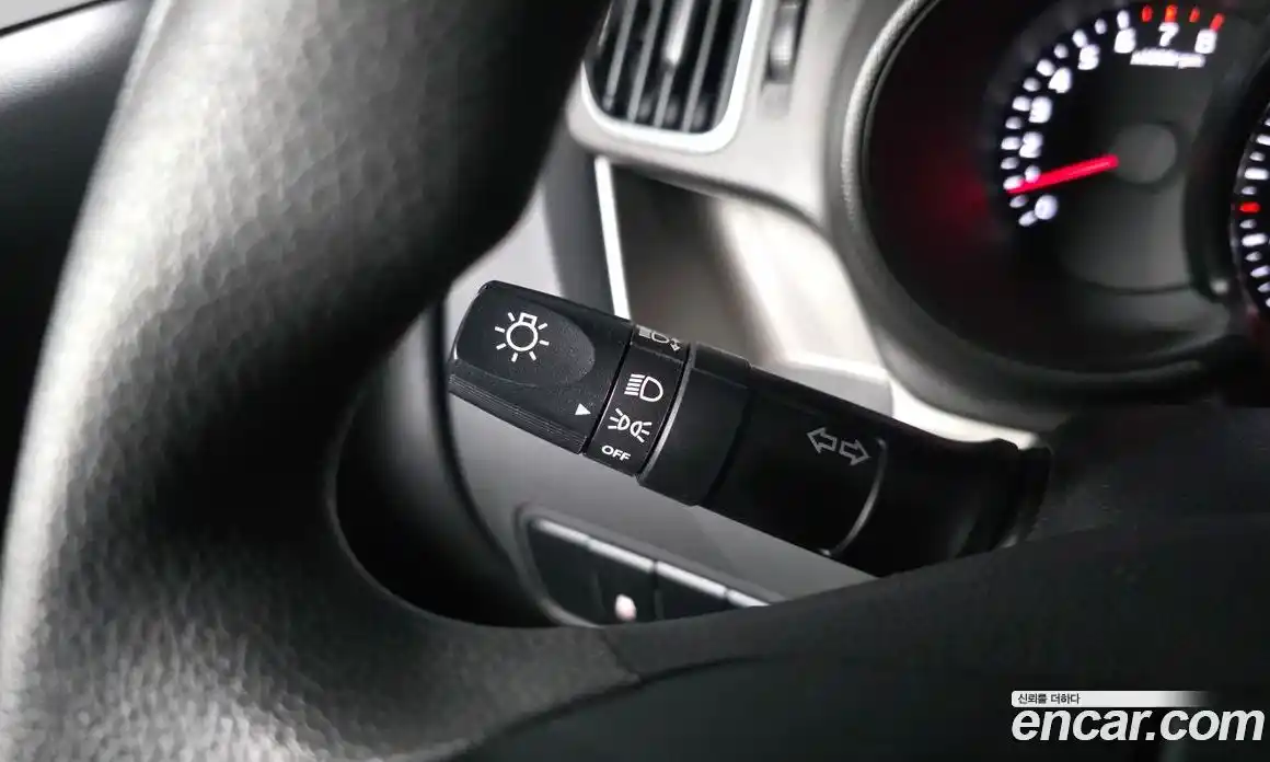 Kia Ray 2019 1.0 автомат (гидро), фото 30