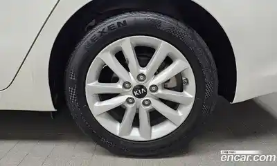 Kia K3 2016 1.6 автомат (гидро), миниатюра 7