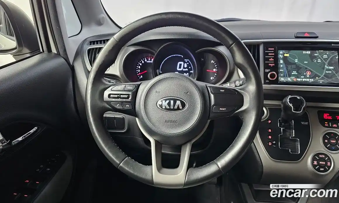 Kia Ray 2019 1.0 автомат (гидро), фото 13