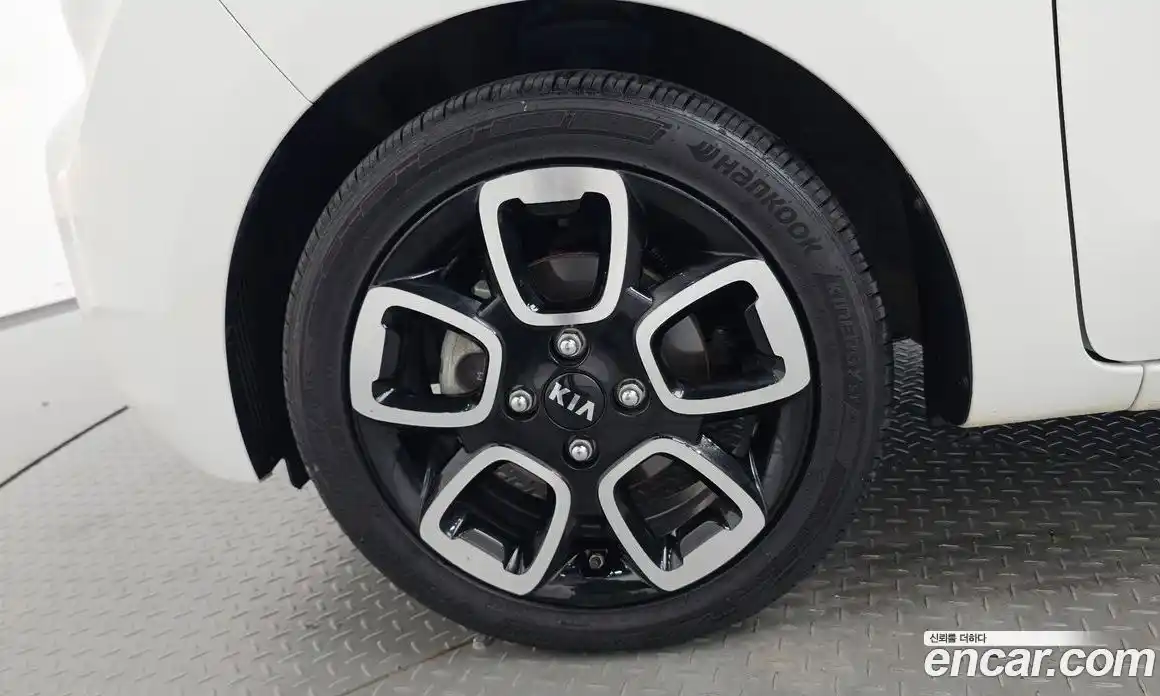 Kia Ray 2021 1.0 автомат (гидро), фото 4