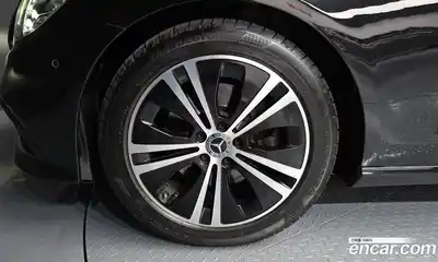 Mercedes-Benz E-Class 2022 2.0 автомат (гидро), миниатюра 5