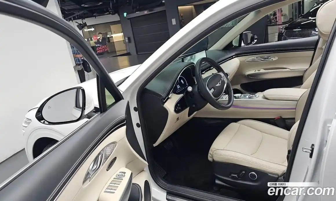 Genesis GV70 2023 2.5 автомат (гидро), фото 12