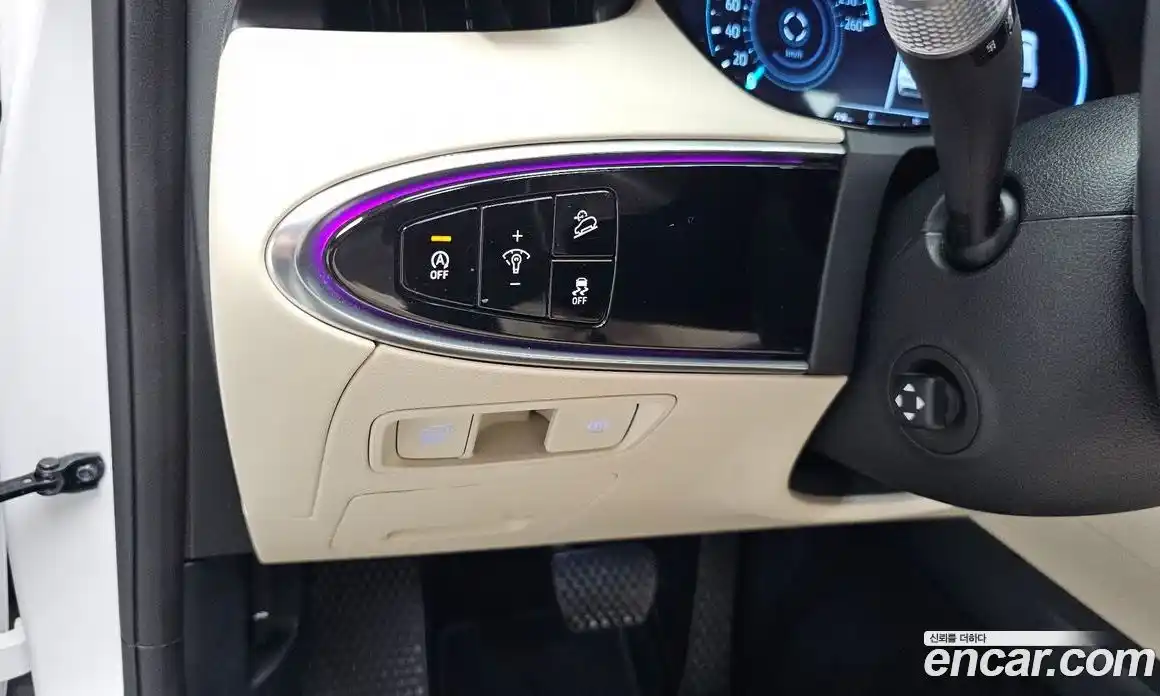 Genesis GV70 2023 2.5 автомат (гидро), фото 26