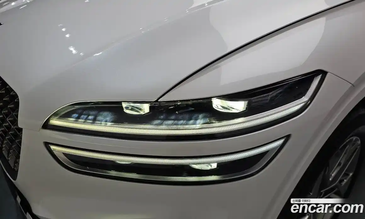 Genesis GV70 2023 2.5 автомат (гидро), фото 7