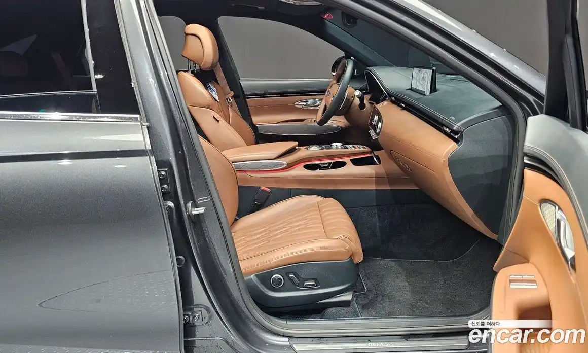 Genesis GV70 2021 3.5 автомат (гидро), фото 16
