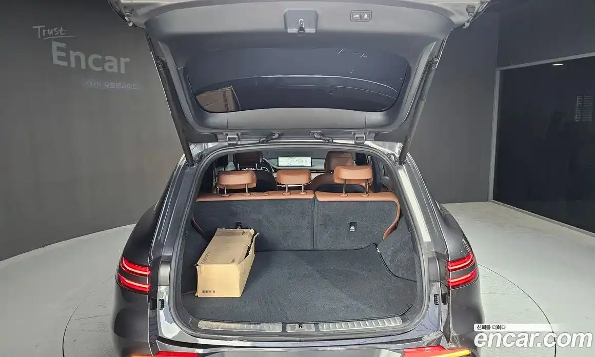 Genesis GV70 2021 3.5 автомат (гидро), фото 23