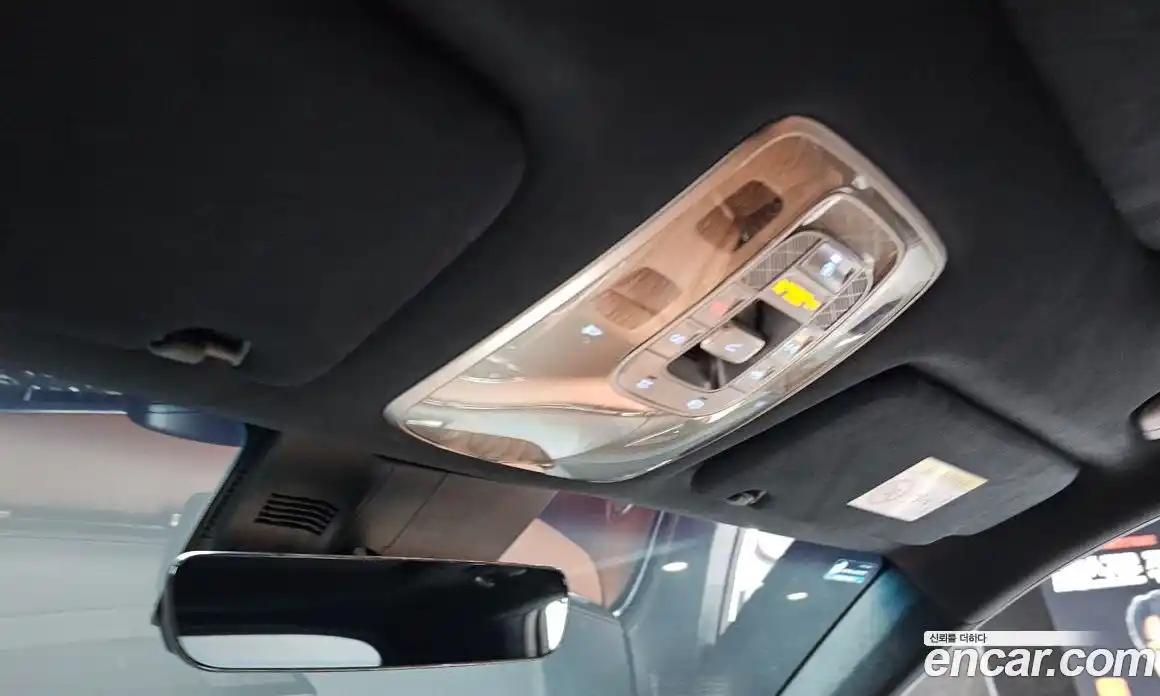 Genesis GV70 2021 3.5 автомат (гидро), фото 25