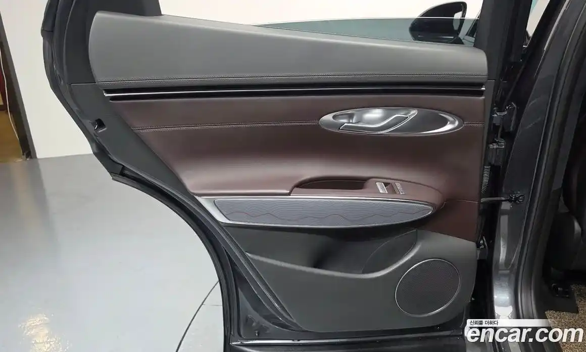 Genesis GV70 2021 2.2 автомат (гидро), фото 15