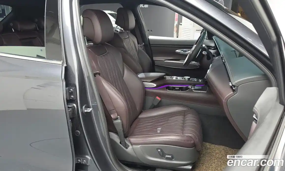 Genesis GV70 2021 2.2 автомат (гидро), фото 16