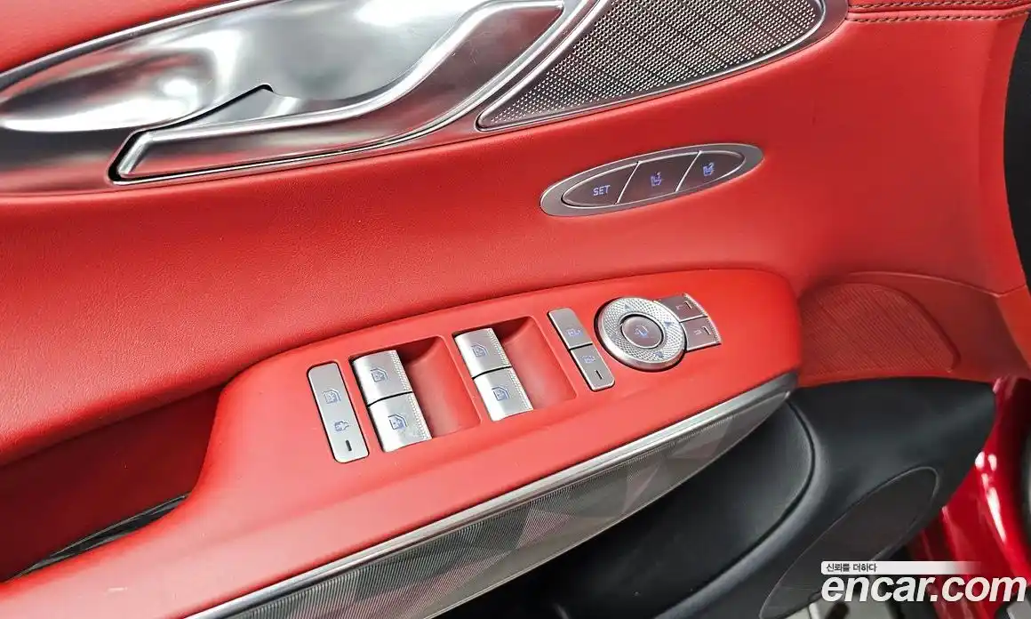 Genesis GV70 2021 3.5 автомат (гидро), фото 30