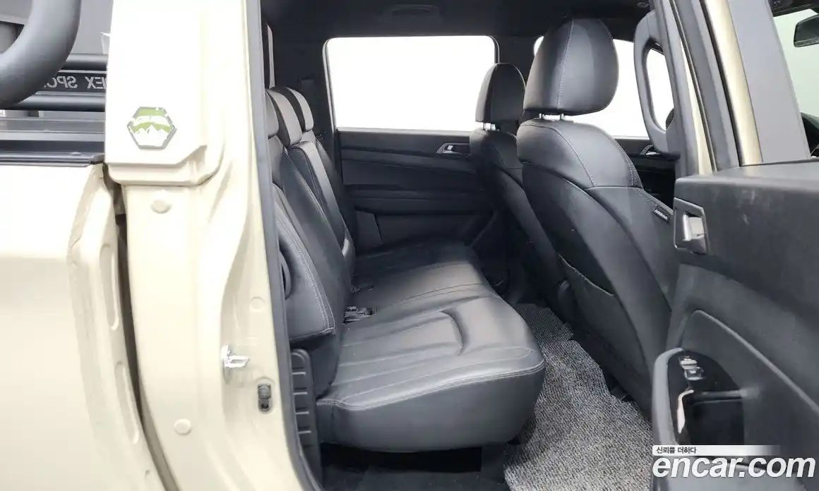 SsangYong Rexton 2023 2.2 автомат (гидро), фото 17