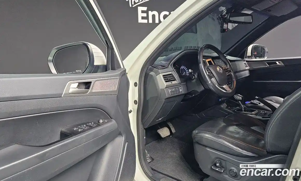 SsangYong Rexton 2019 2.2 автомат (гидро), фото 11
