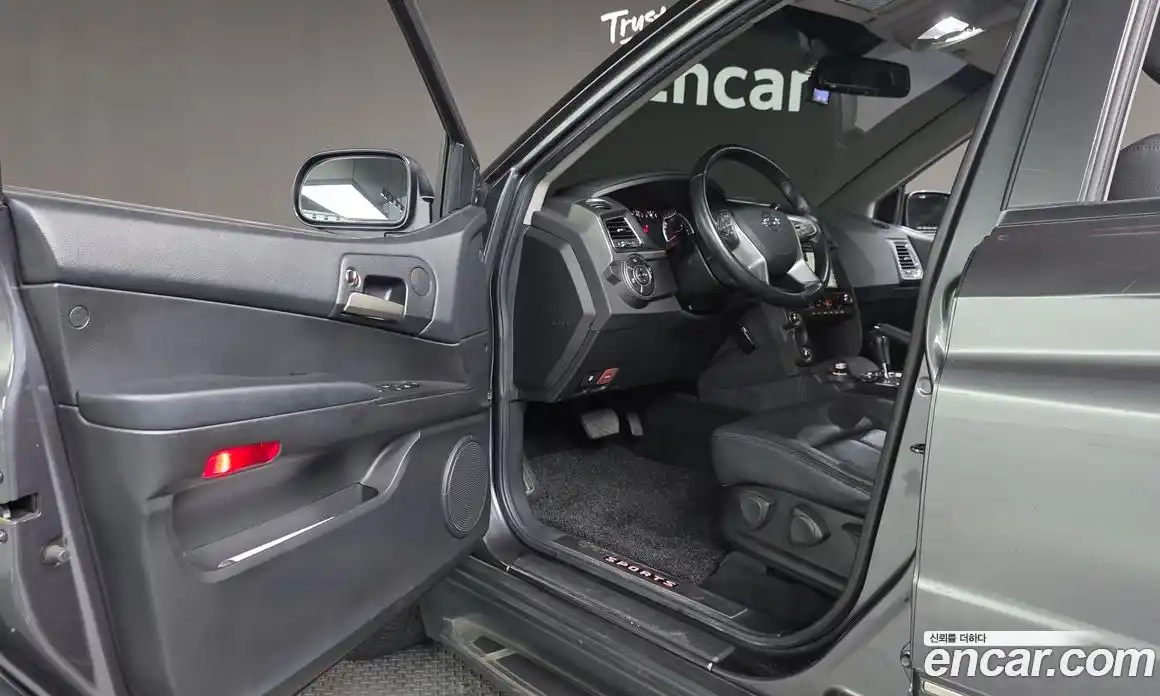 SsangYong Korando 2017 2.2 автомат (гидро), фото 13