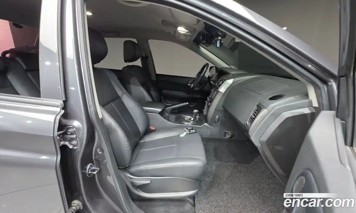 SsangYong Korando 2017 2.2 автомат (гидро), фото 16
