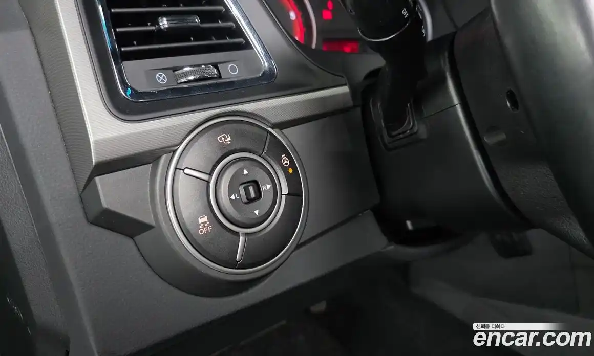 SsangYong Korando 2017 2.2 автомат (гидро), фото 18