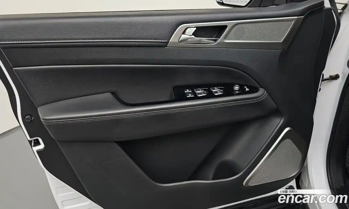 SsangYong Rexton 2018 2.2 автомат (гидро), фото 13