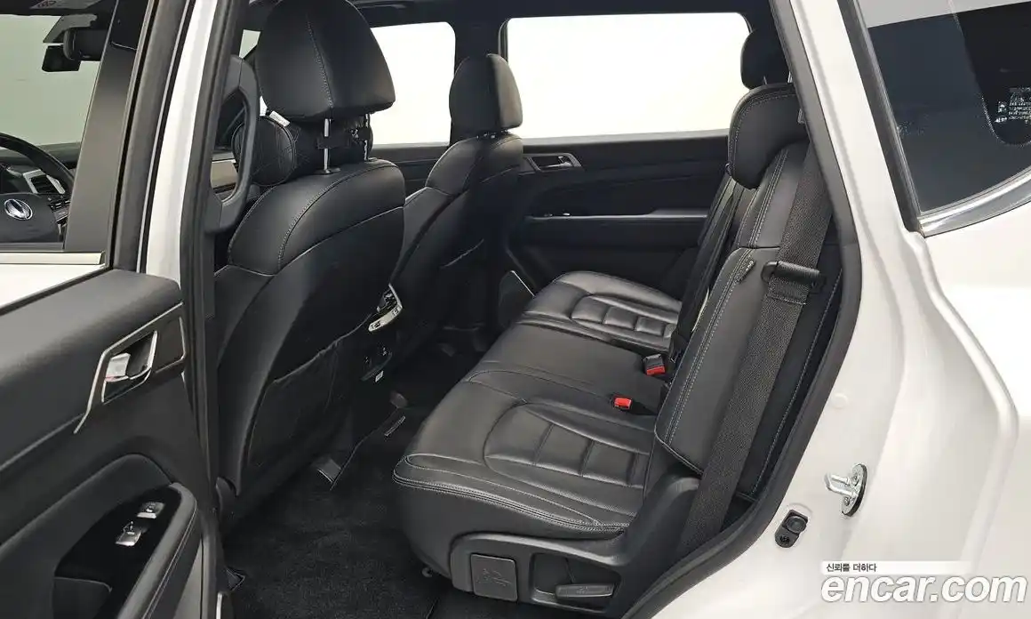 SsangYong Rexton 2018 2.2 автомат (гидро), фото 15