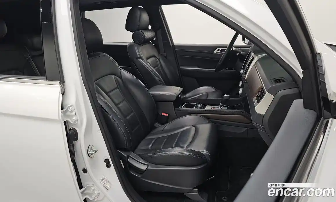 SsangYong Rexton 2018 2.2 автомат (гидро), фото 16
