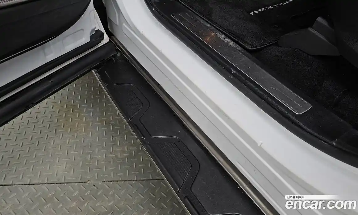 SsangYong Rexton 2018 2.2 автомат (гидро), фото 28