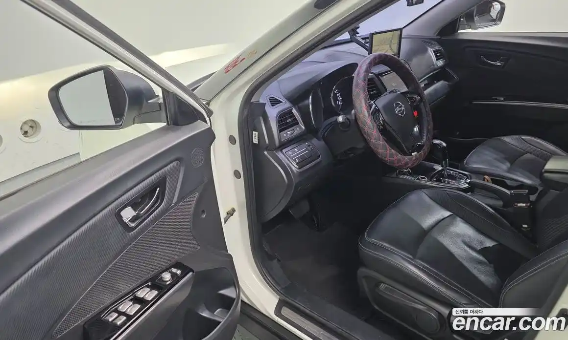 SsangYong TIBOLI 2017 1.6 автомат (гидро), фото 11 SsangYong TIBOLI 2017 1.6 автомат (гидро), фото 11