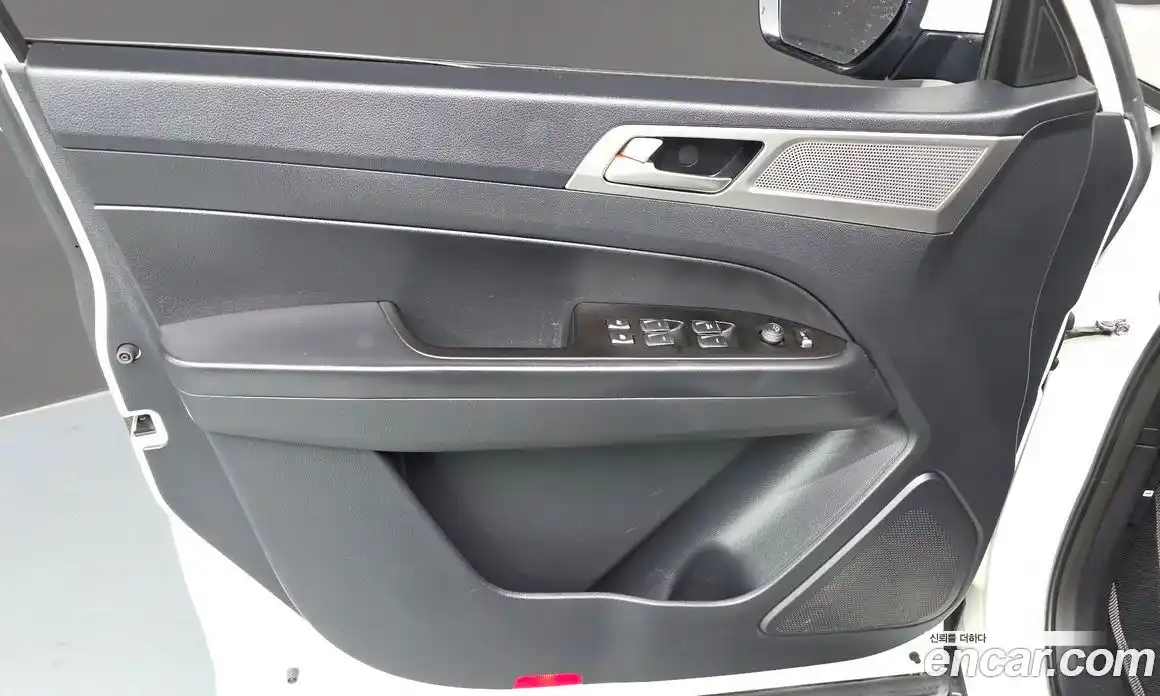 SsangYong Rexton 2019 2.2 автомат (гидро), фото 14