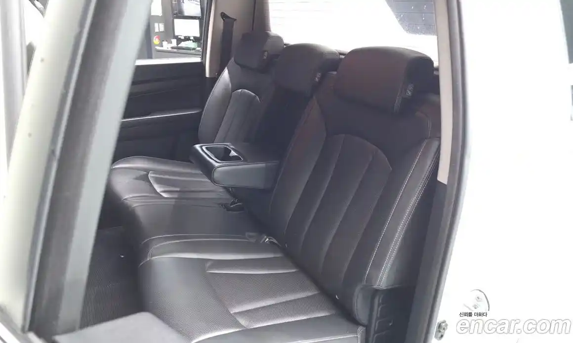 SsangYong Rexton 2019 2.2 автомат (гидро), фото 18
