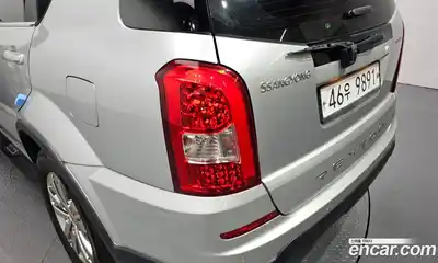 SsangYong Rexton 2013 2.0 автомат (гидро), миниатюра 9