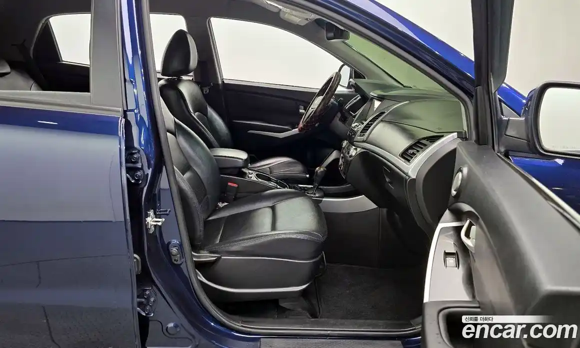 SsangYong Korando 2015 2.2 автомат (гидро), фото 11
