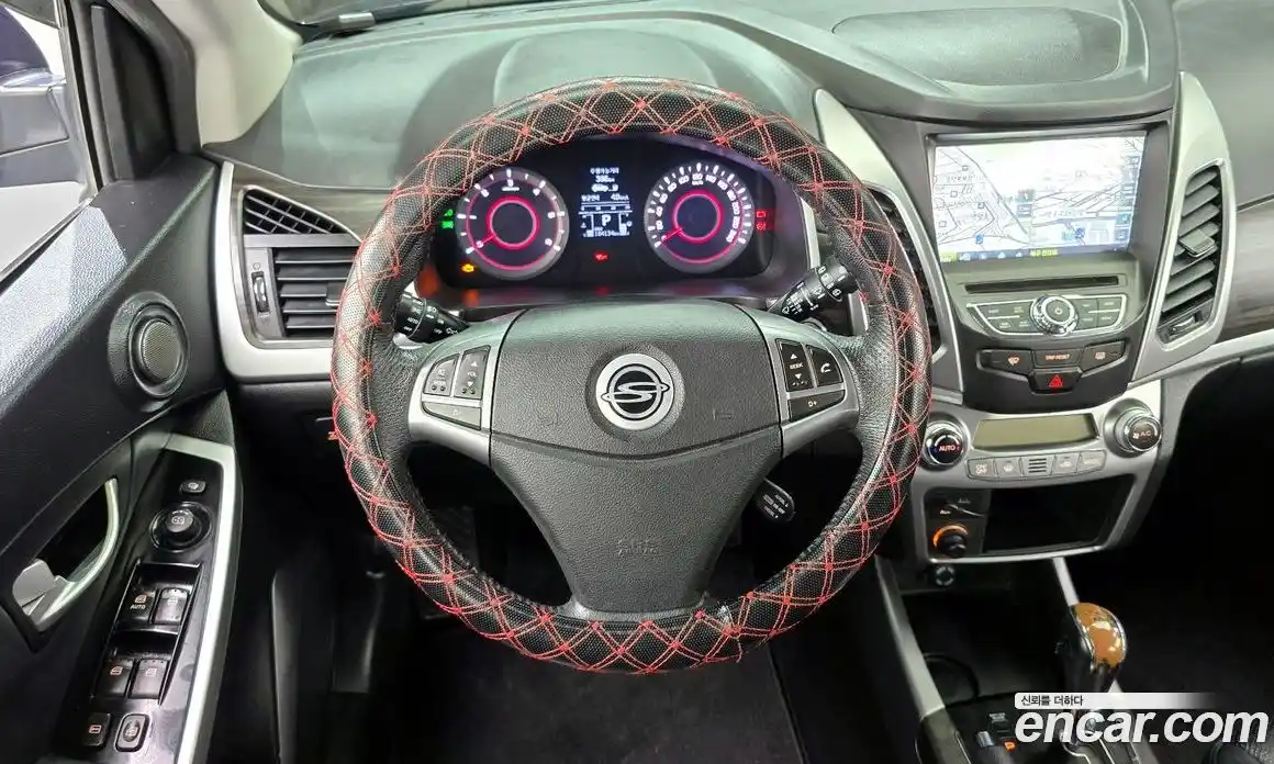 SsangYong Korando 2015 2.2 автомат (гидро), фото 13