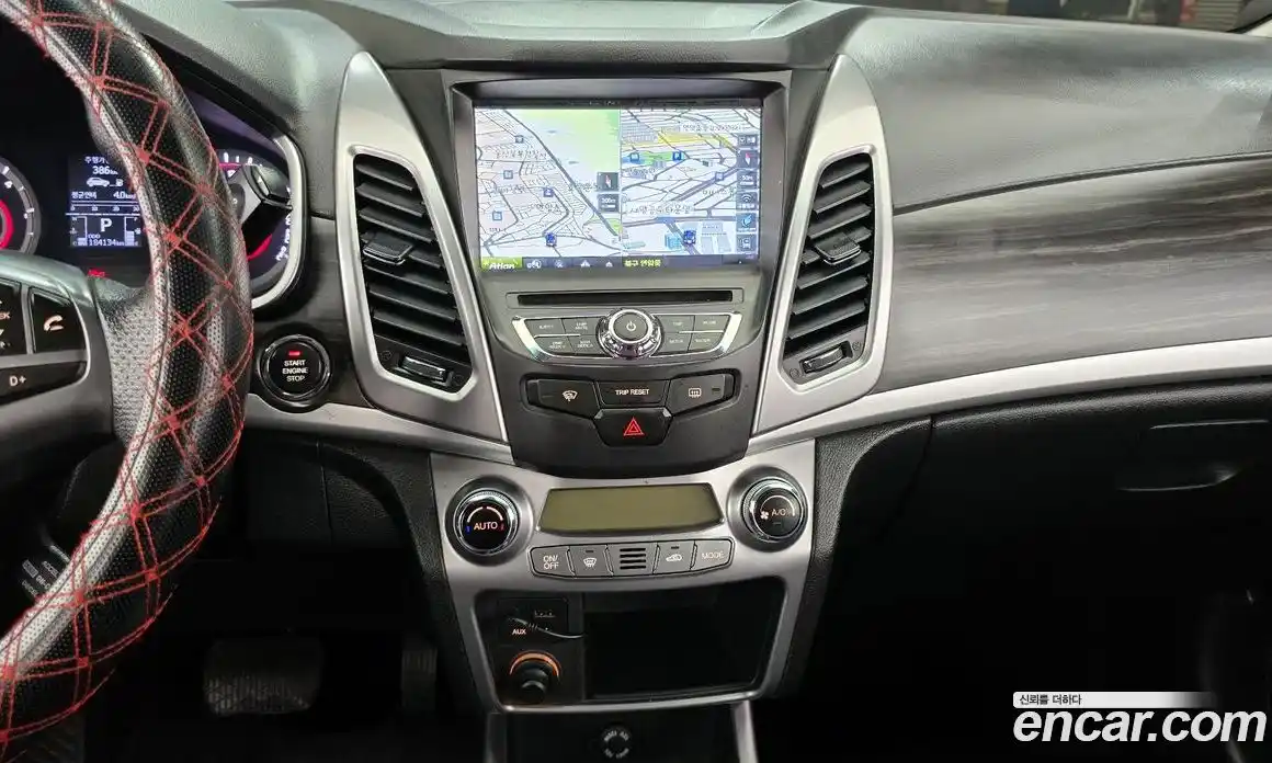 SsangYong Korando 2015 2.2 автомат (гидро), фото 14