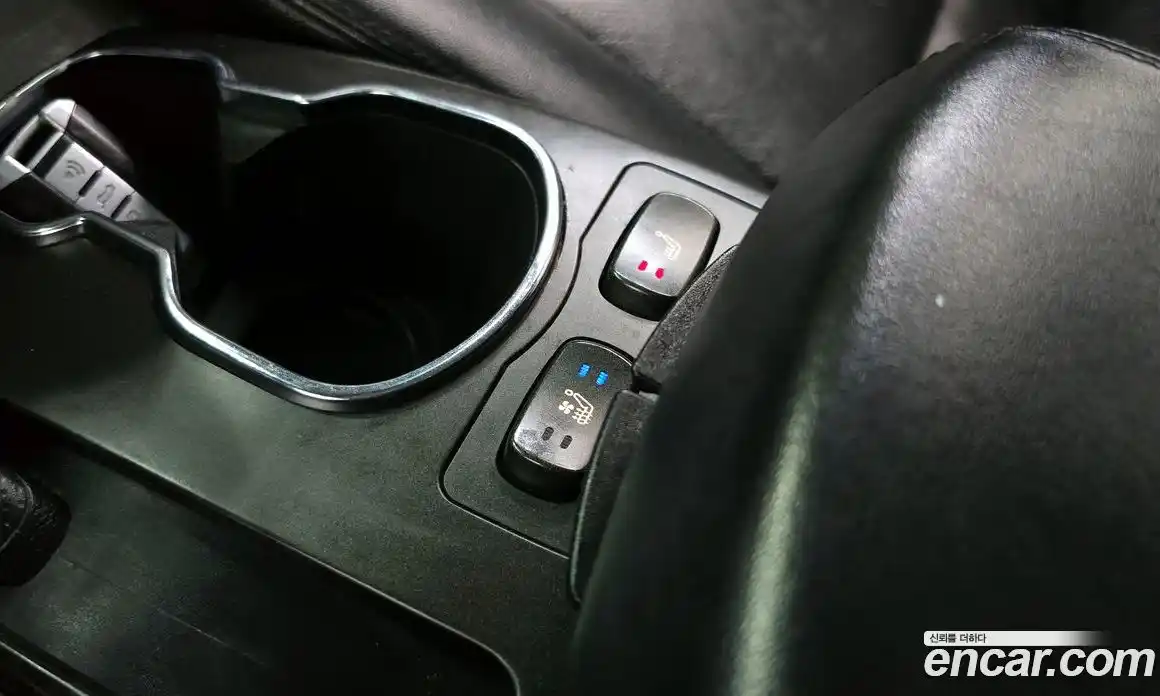 SsangYong Korando 2015 2.2 автомат (гидро), фото 16