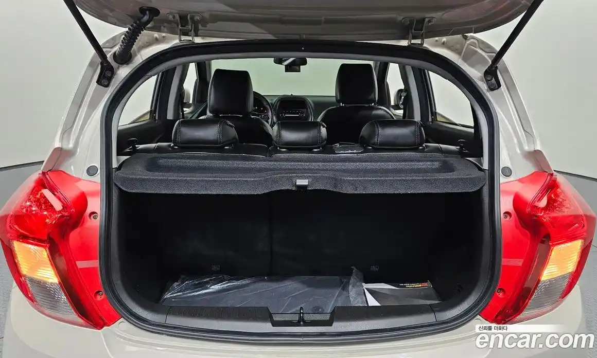Chevrolet Spark 2019 1.0 автомат (гидро), фото 28