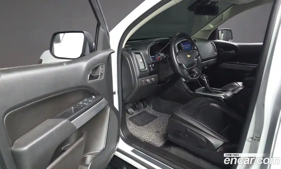 Chevrolet Colorado 2022 3.6 автомат (гидро), фото 13