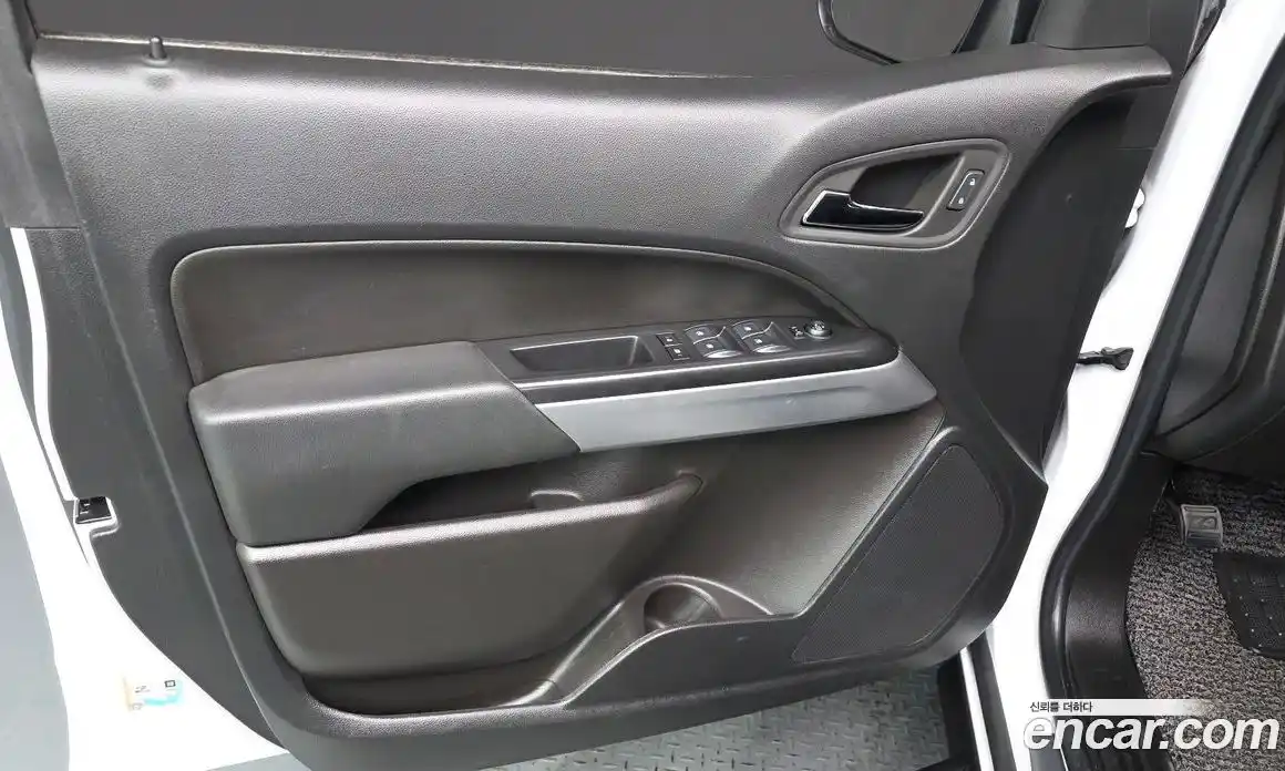 Chevrolet Colorado 2022 3.6 автомат (гидро), фото 14