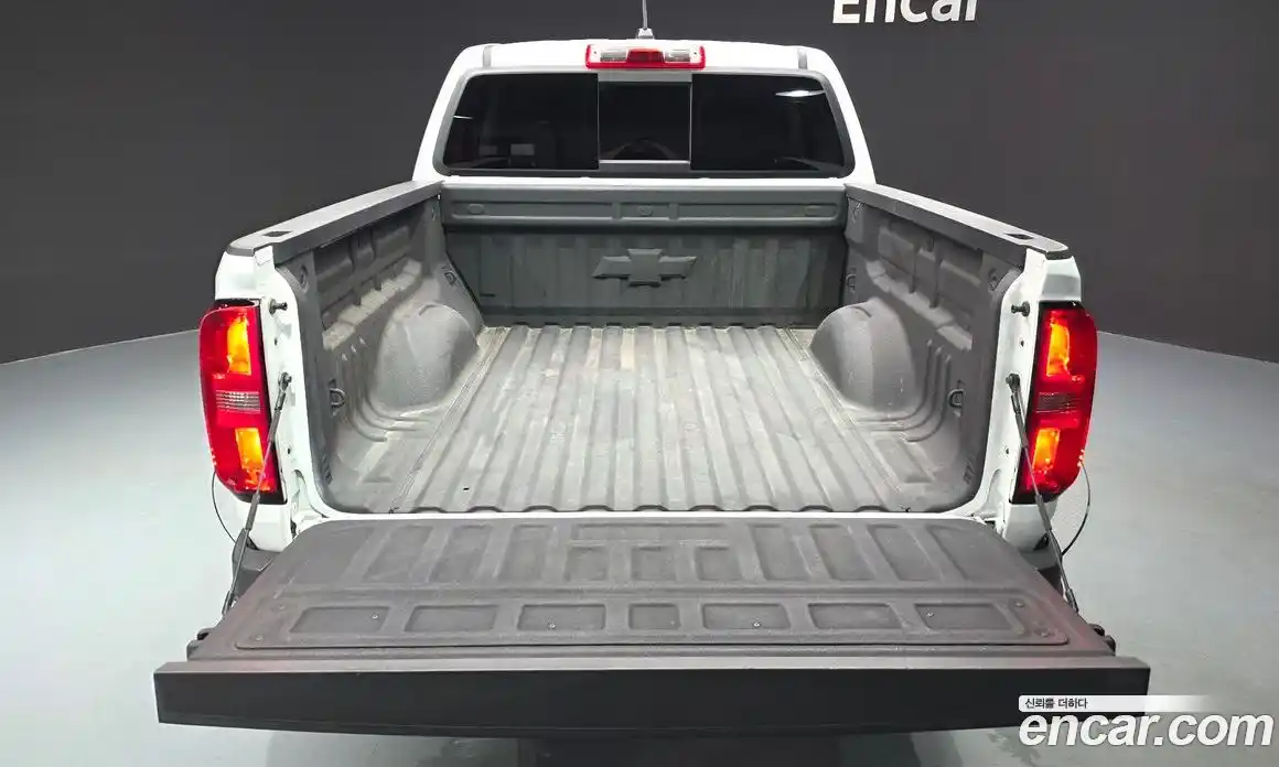 Chevrolet Colorado 2022 3.6 автомат (гидро), фото 23