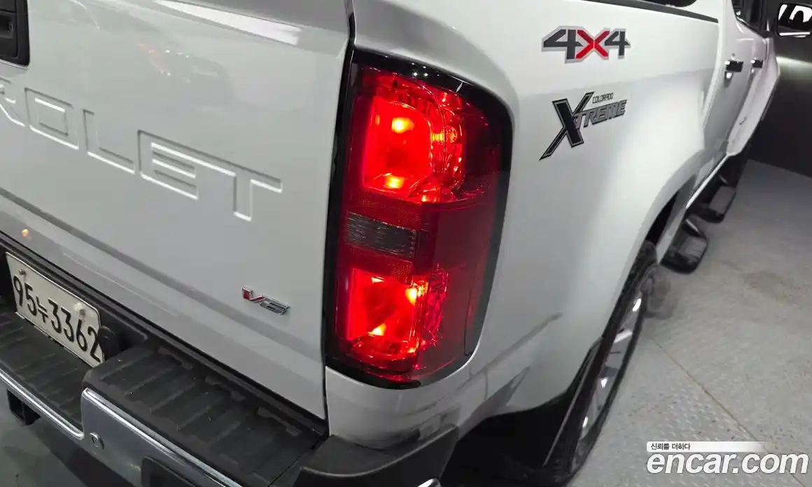 Chevrolet Colorado 2022 3.6 автомат (гидро), фото 9