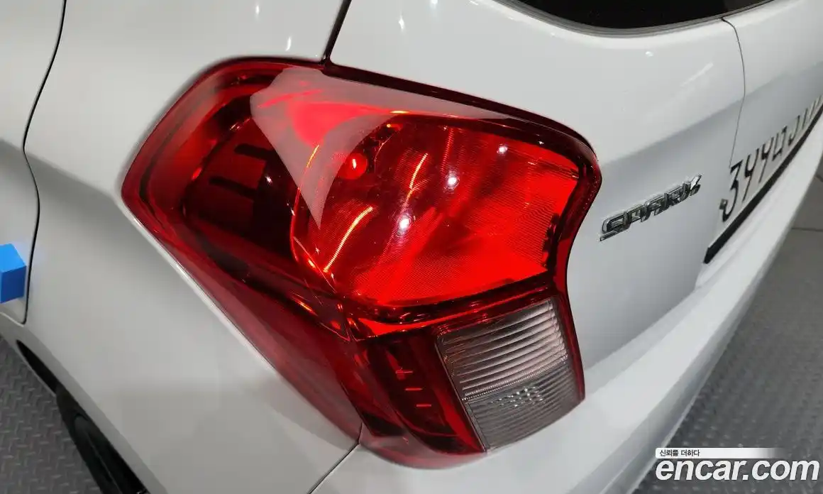Chevrolet Spark 2019 1.0 автомат (гидро), фото 9