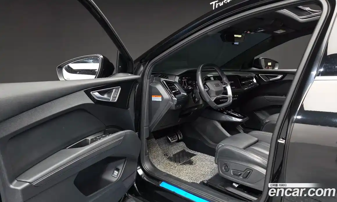 Audi Q4 e-tron 2023 0.2 автомат (гидро), фото 10