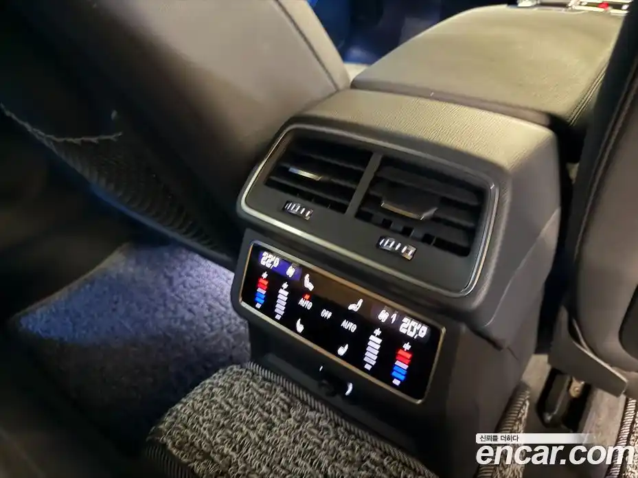 Audi A6 2020 2.0 автомат (гидро), фото 18