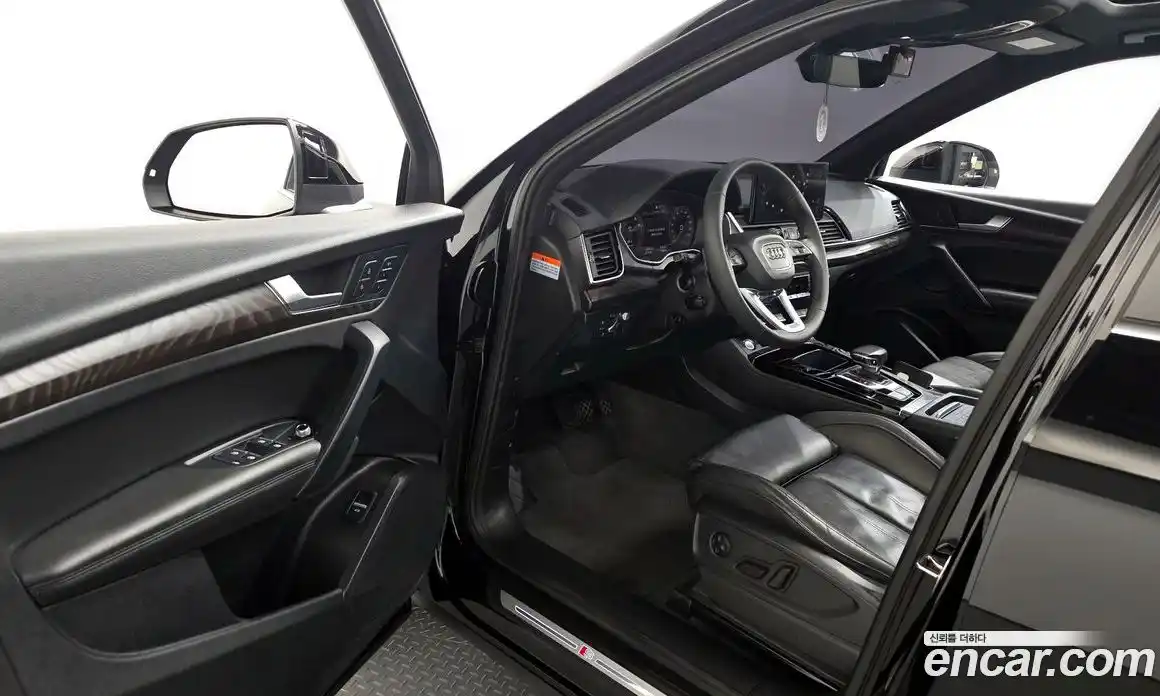 Audi Q5 2023 2.0 автомат (гидро), фото 13