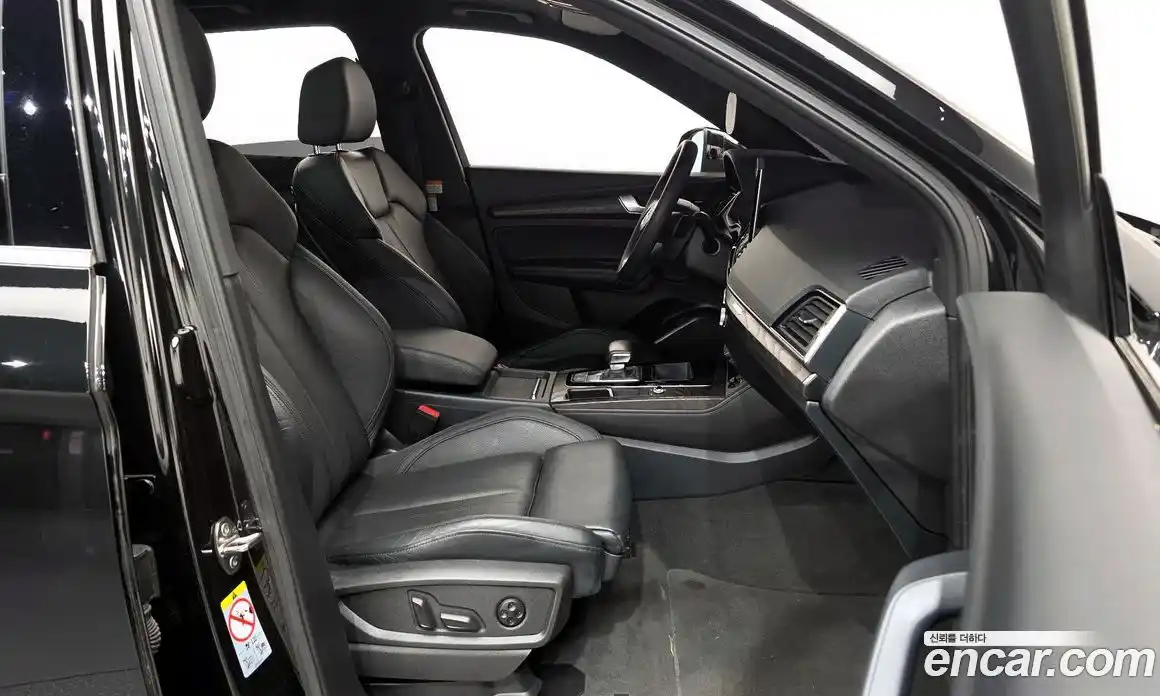 Audi Q5 2023 2.0 автомат (гидро), фото 16