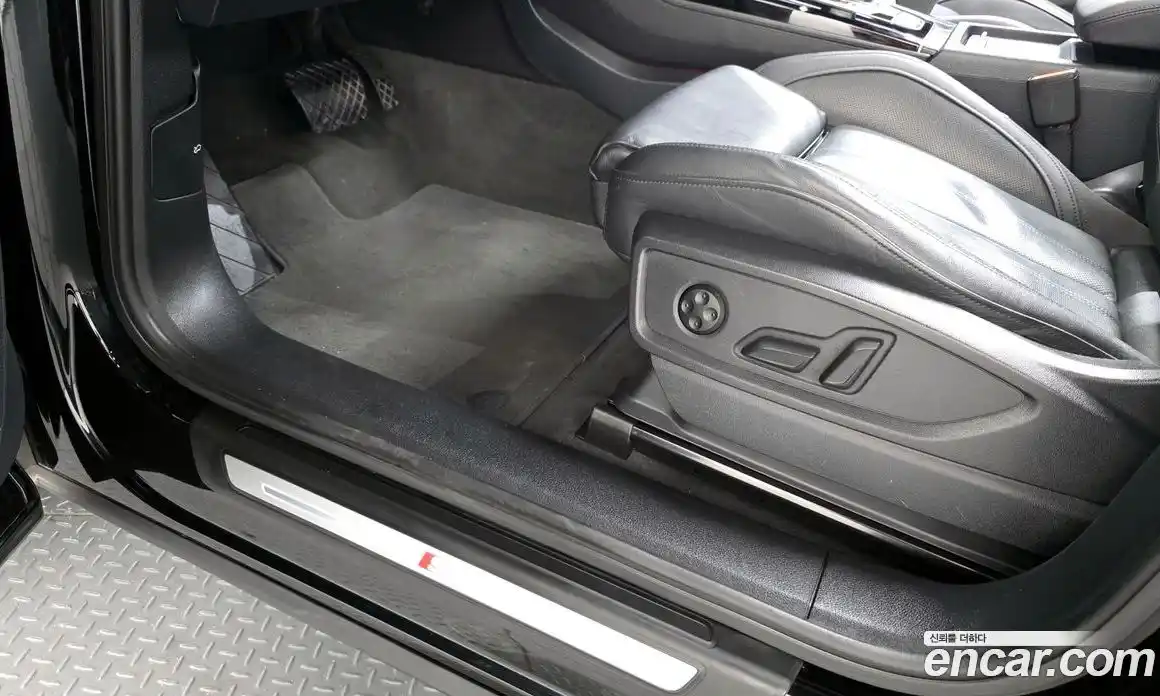 Audi Q5 2023 2.0 автомат (гидро), фото 32