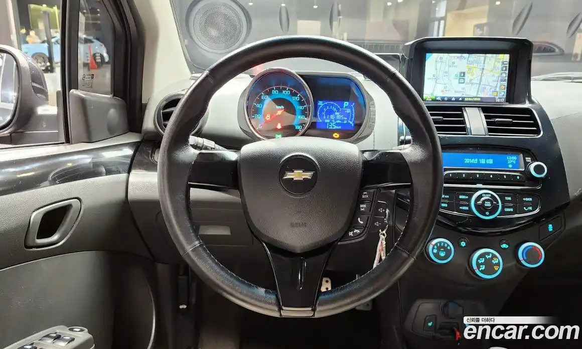 Chevrolet Spark 2015 1.0 автомат (гидро), фото 14