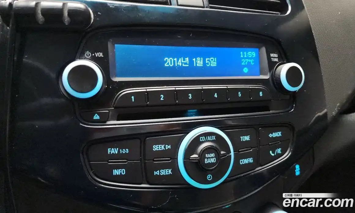Chevrolet Spark 2015 1.0 автомат (гидро), фото 17