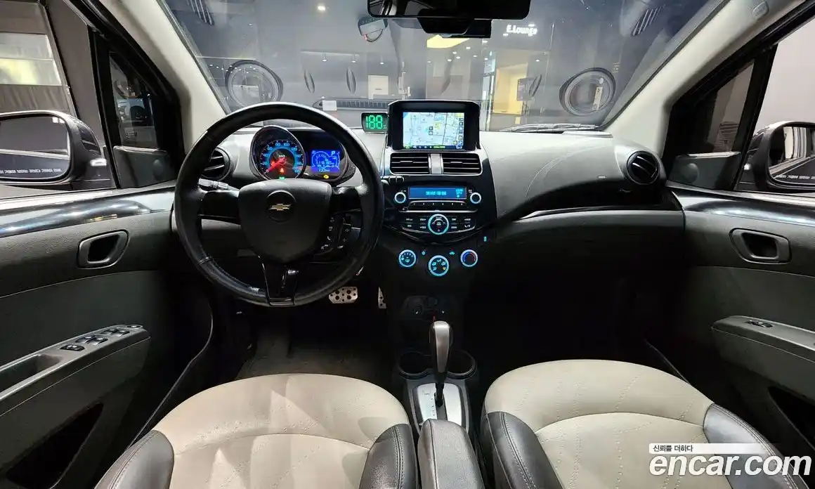 Chevrolet Spark 2015 1.0 автомат (гидро), фото 7