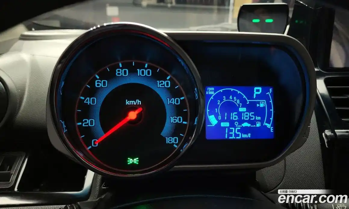 Chevrolet Spark 2015 1.0 автомат (гидро), фото 8