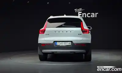 Volvo XC40 2022 2.0 автомат (гидро), миниатюра 4