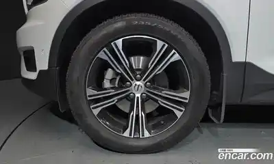 Volvo XC40 2022 2.0 автомат (гидро), миниатюра 5